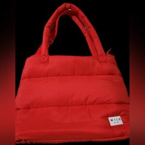 NWOT Wilo the Label puffer tote bag (Color:Red)